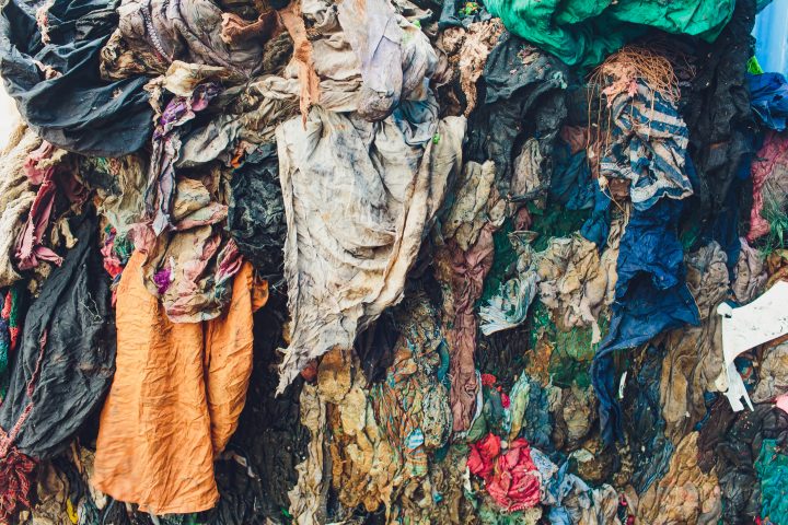 Las cifras negras de la basura textil en Chile
