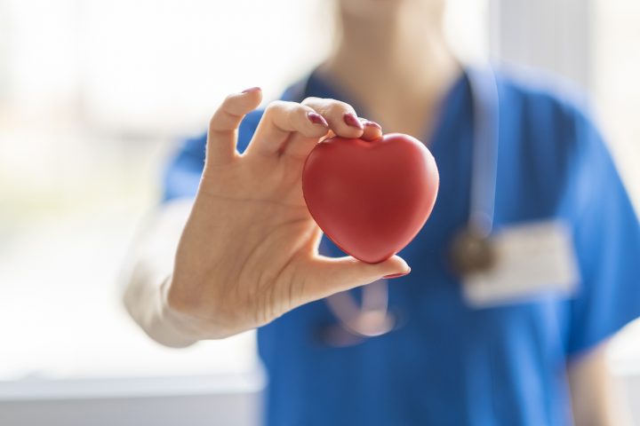 Mujeres tienen mayor riesgo cardiovascular que los hombres