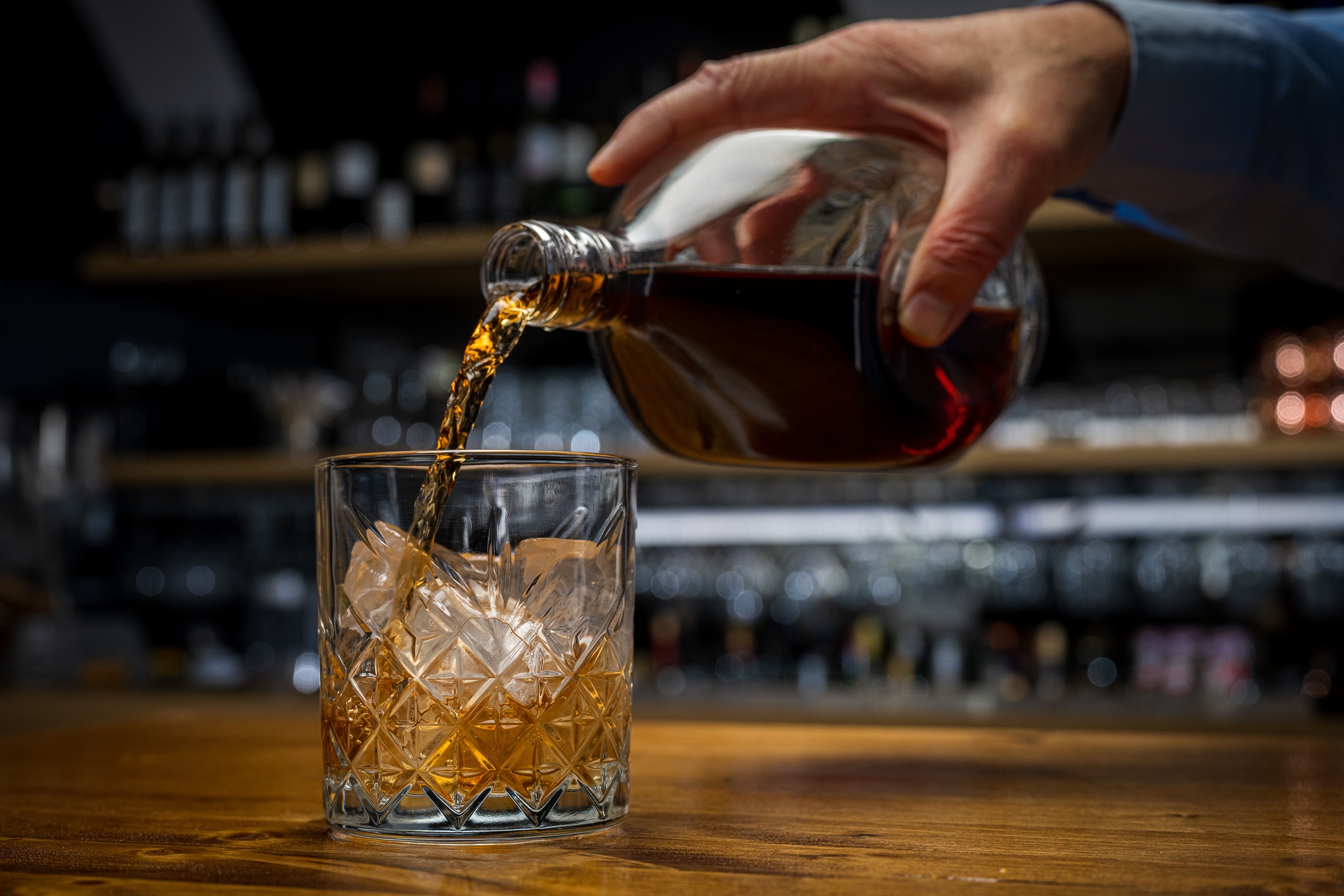 Científicos elaboran whisky sólo con ingredientes chilenos