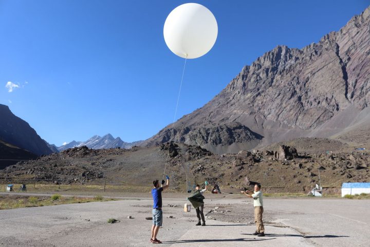 Globos sondas revelan alta concentración de ozono en la cordillera