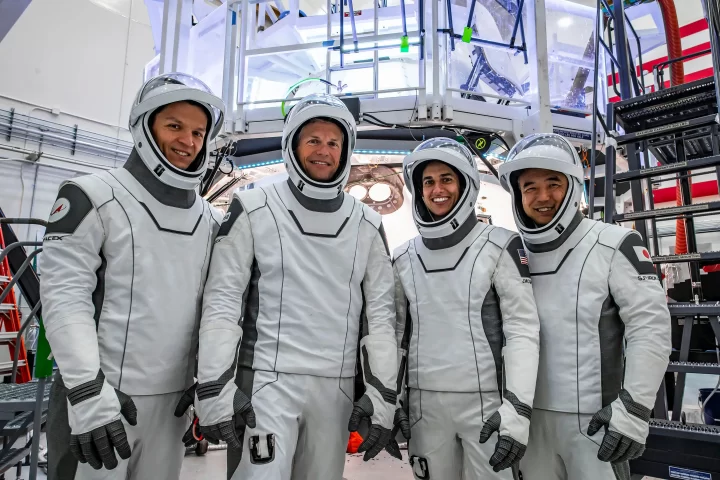 Misión Crew-7: Tripulantes regresan con éxito del espacio