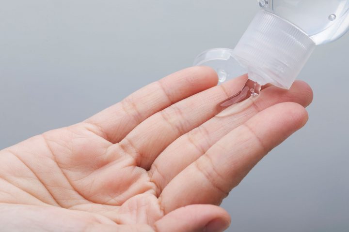 Estudian gel anticonceptivo masculino que se aplica en la espalda
