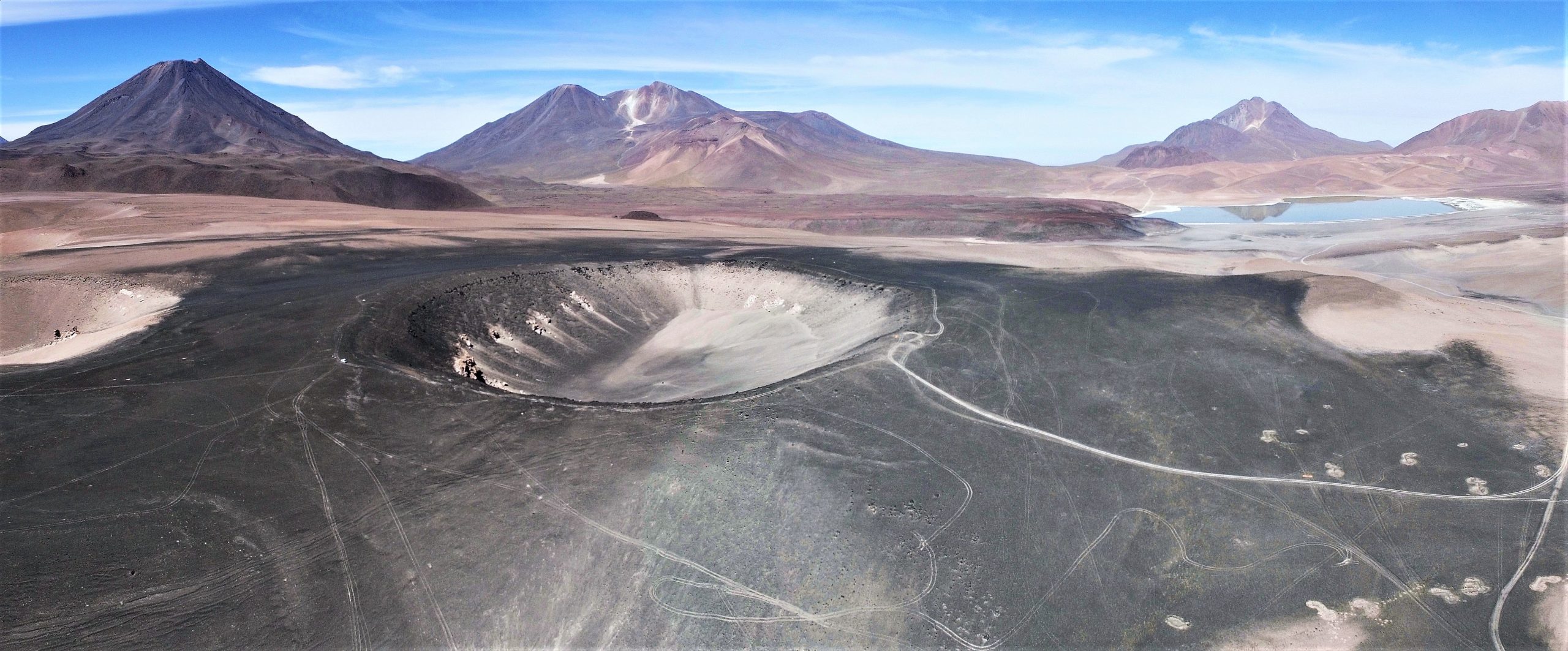 Aguas que circulan bajo depósitos volcánicos del altiplano chileno podrían ser ricas en Litio