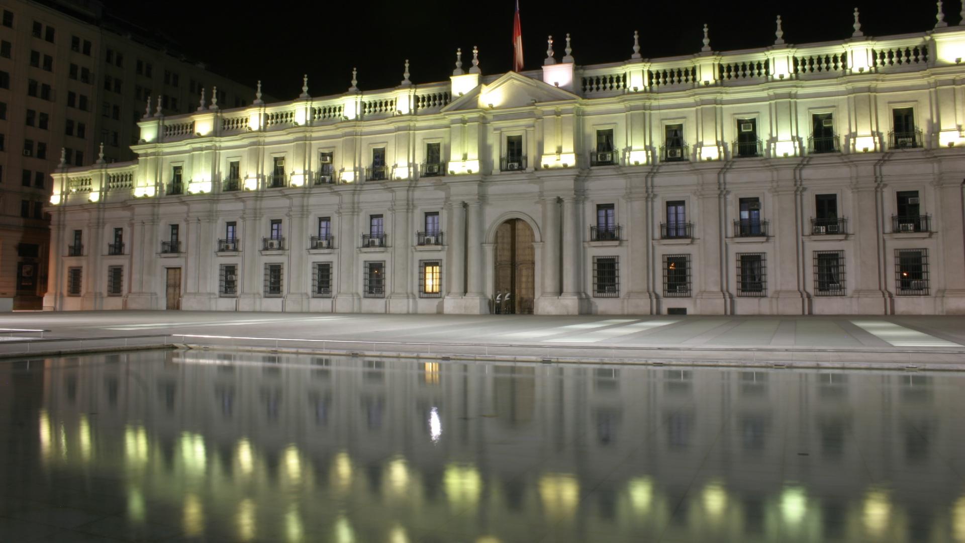 La Moneda se teñirá de morado para visibilizar las enfermedades inflamatorias intestinales