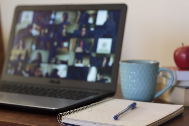 Inteligencia Artificial y Big Data: Abren postulaciones a curso gratuito para jóvenes en Chile