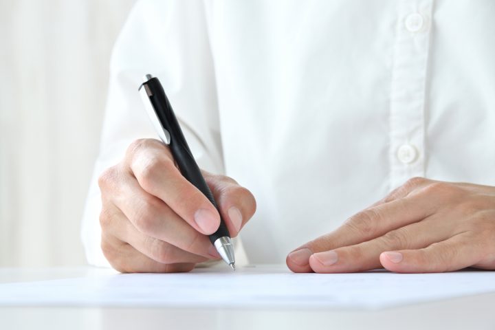 Crean bolígrafo con IA capaz de detectar la enfermedad de Parkinson