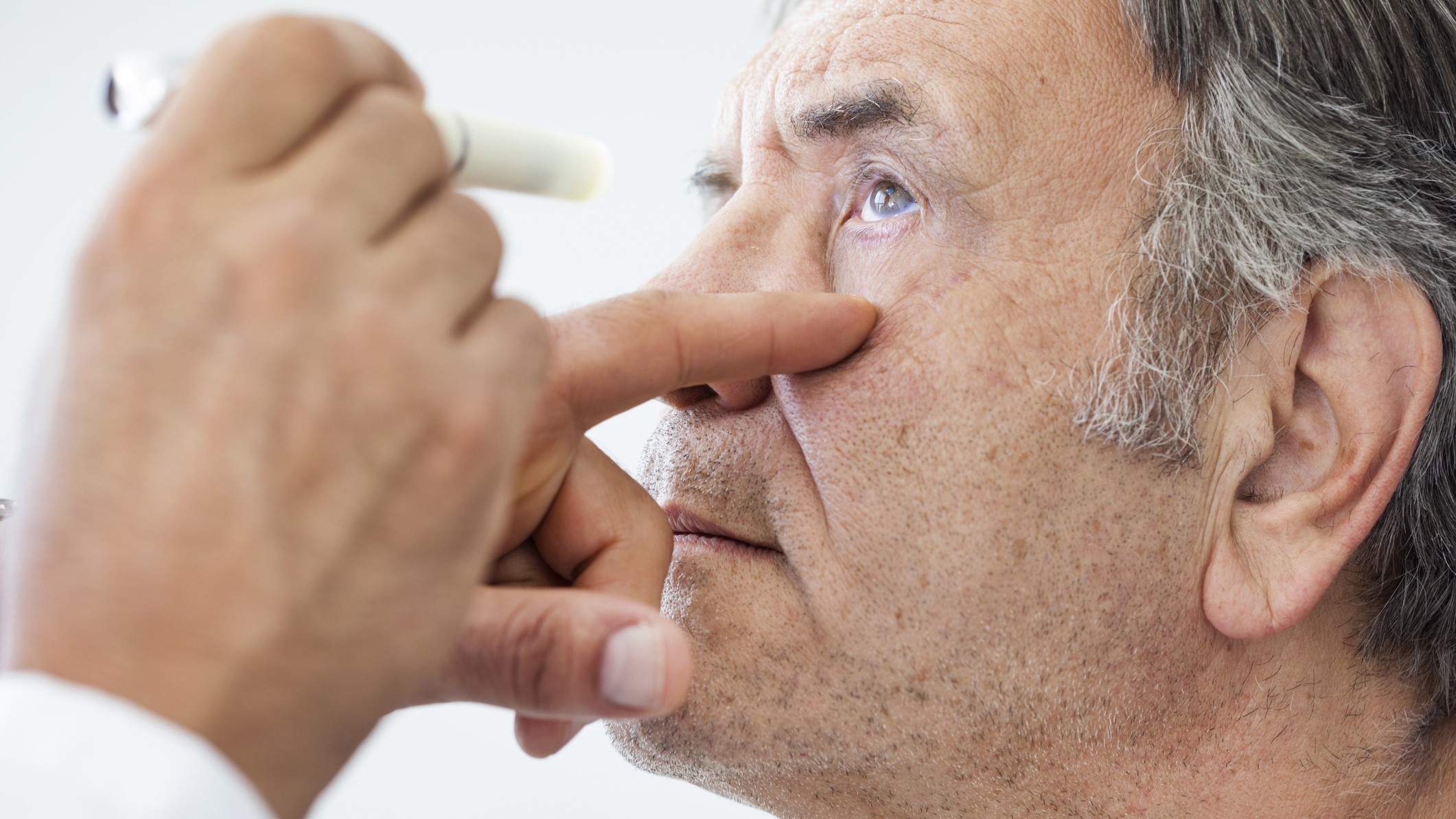 Conjuntivitis y blefaritis: ¿Cómo combatir enfermedades oculares este invierno?