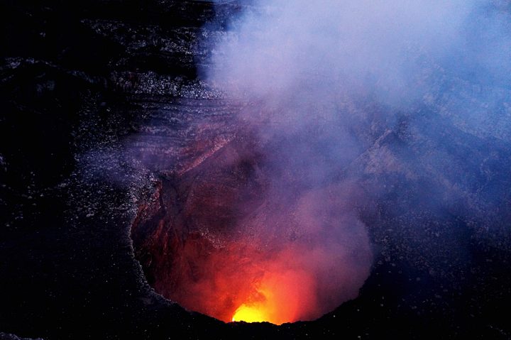 Tierra de Volcanes: Predicción de erupciones con IA, un nuevo enfoque desde la ciencia chilena