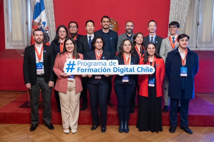 Diez estudiantes chilenos viajarán a China para potenciar sus habilidades digitales