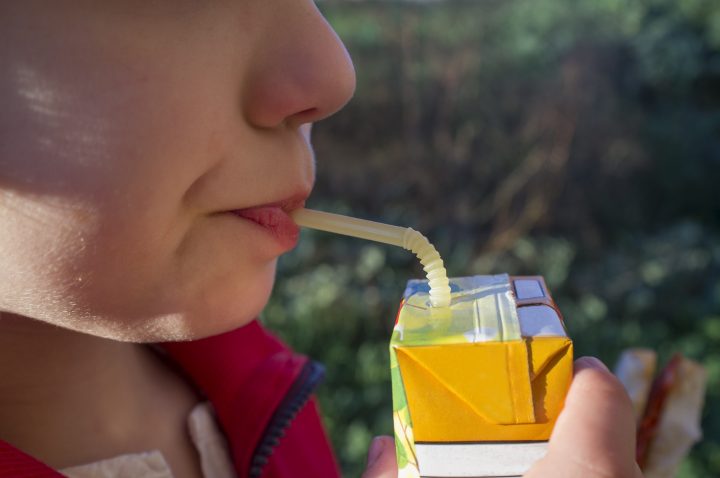 Preocupante consumo de edulcorantes en Chile: Tres de cada cuatro niños los ingieren a diario