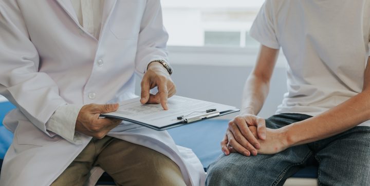 Disfunción eréctil en jóvenes: El peligro oculto del azúcar en la salud sexual masculina