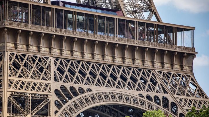 La Torre Eiffel inmortalizará a 72 científicas para visibilizar sus aportes históricos