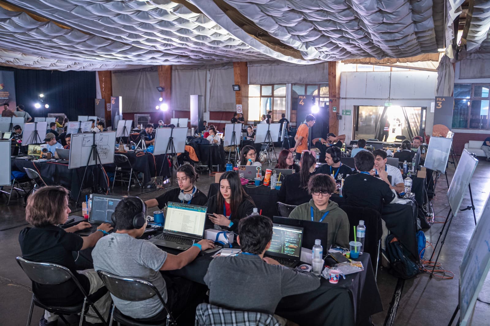 Hackatón de la NASA invita a jóvenes interesados en la innovación espacial: ¿Cómo postular?