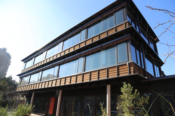 Inauguran en Chile el primer edificio con consumo de energía casi nulo