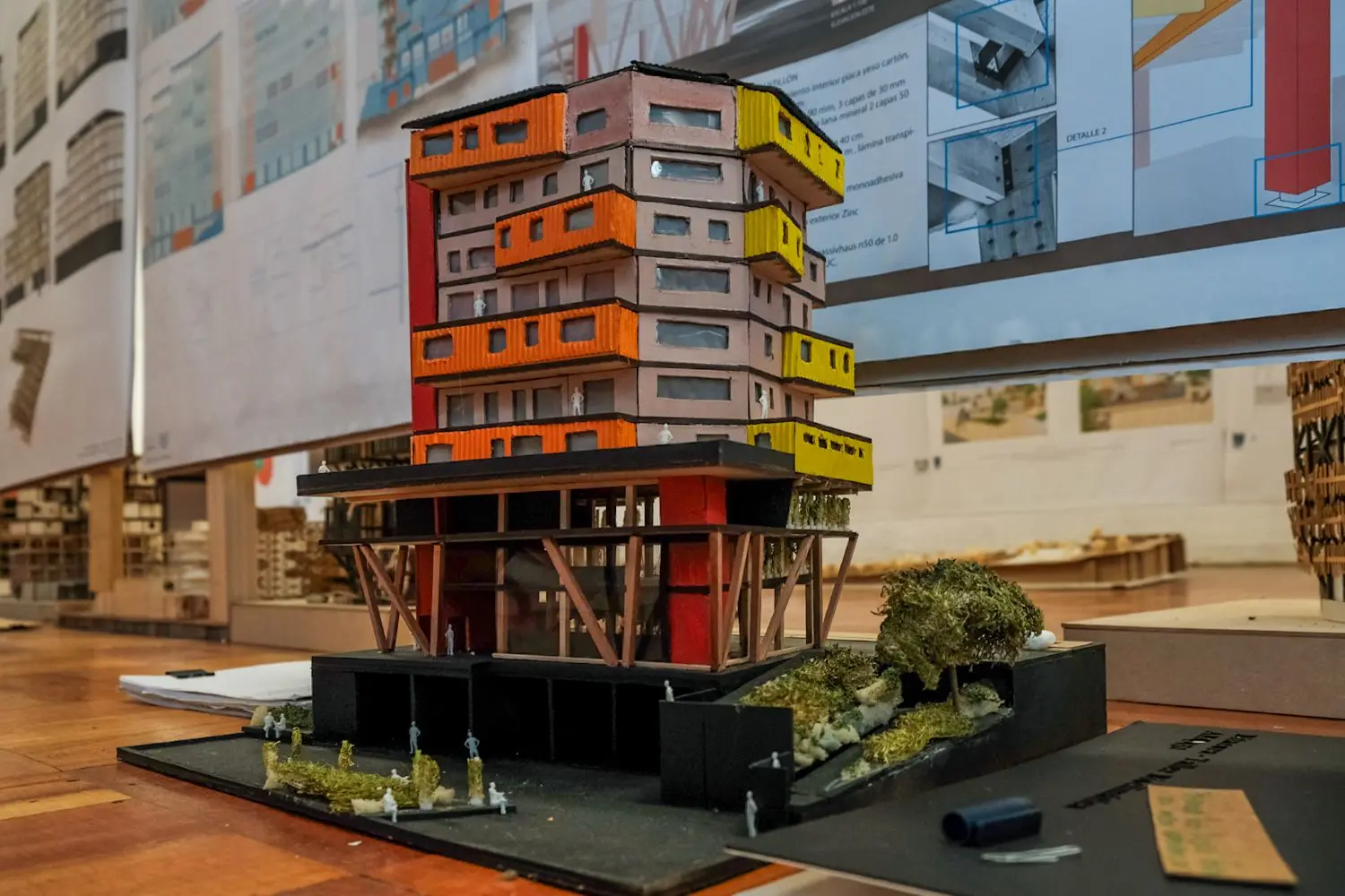 Proyecto chileno innova con edificios en madera y ruralización de las urbes