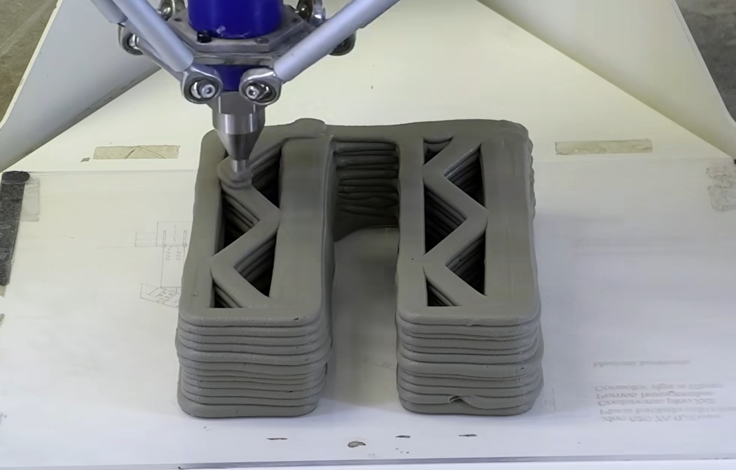 Tecnología de impresión 3D desarrolla muros con biocemento reutilizando desechos mineros