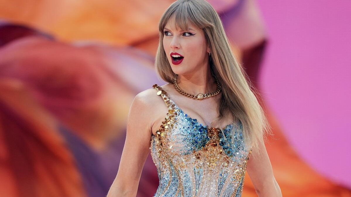 Científicos usaron la voz de Taylor Swift para estudiar cómo evolucionan los patrones del habla