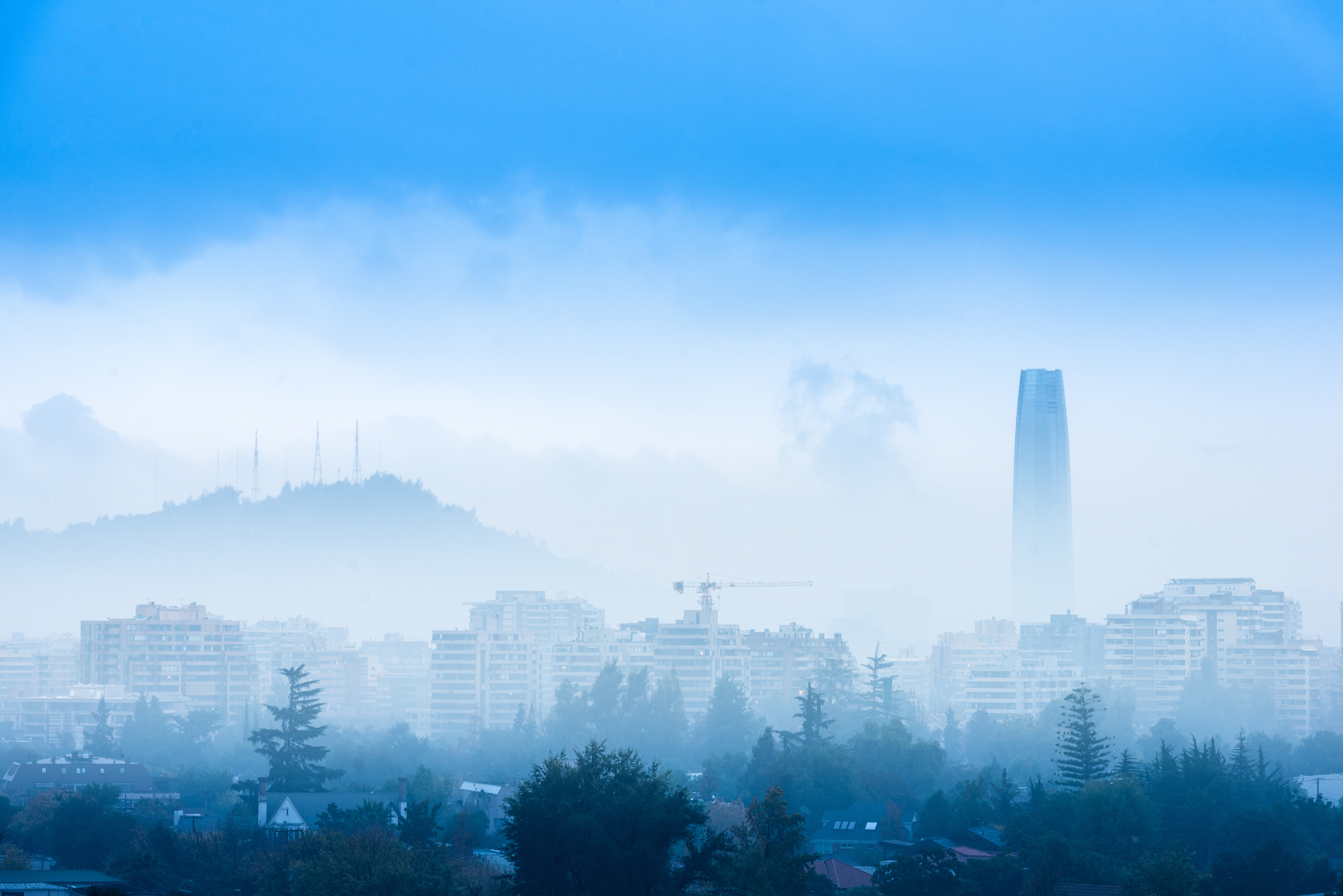 Estudio afirma que la contaminación del aire en Santiago amenaza la salud cerebral y la memoria