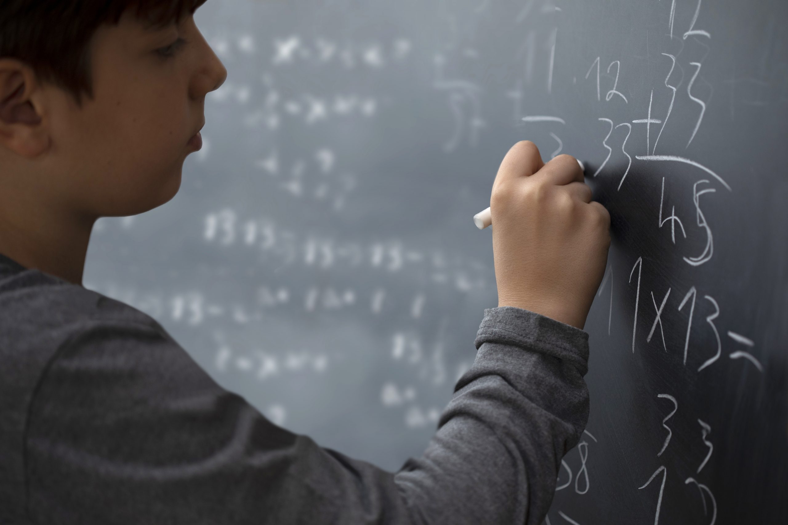 Estudio revela que una dieta saludable mejora el rendimiento en matemáticas
