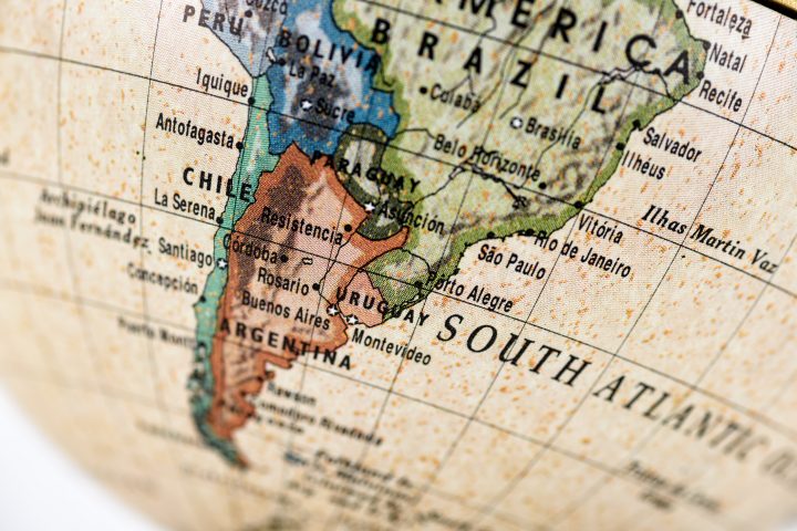 SOCHIGEO urge actualizar contenidos de Geografía en el currículo escolar chileno