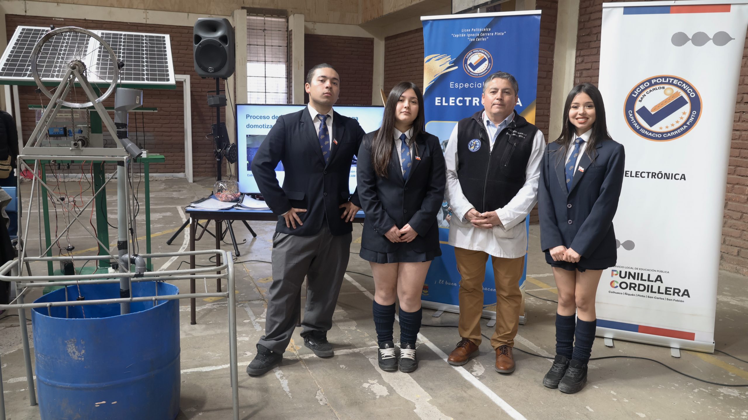Estudiantes chilenos viajarán hasta Ecuador y Perú a representar al país en electrónica y robótica