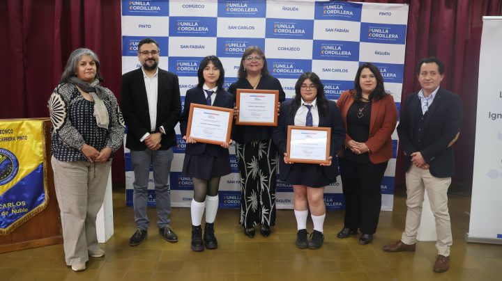 Estudiantes de San Carlos representarán a Chile en feria científica internacional con proyecto ecológico