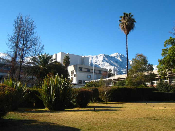 Un reactor nuclear en la capital: ¿para qué usamos esta energía en Chile?