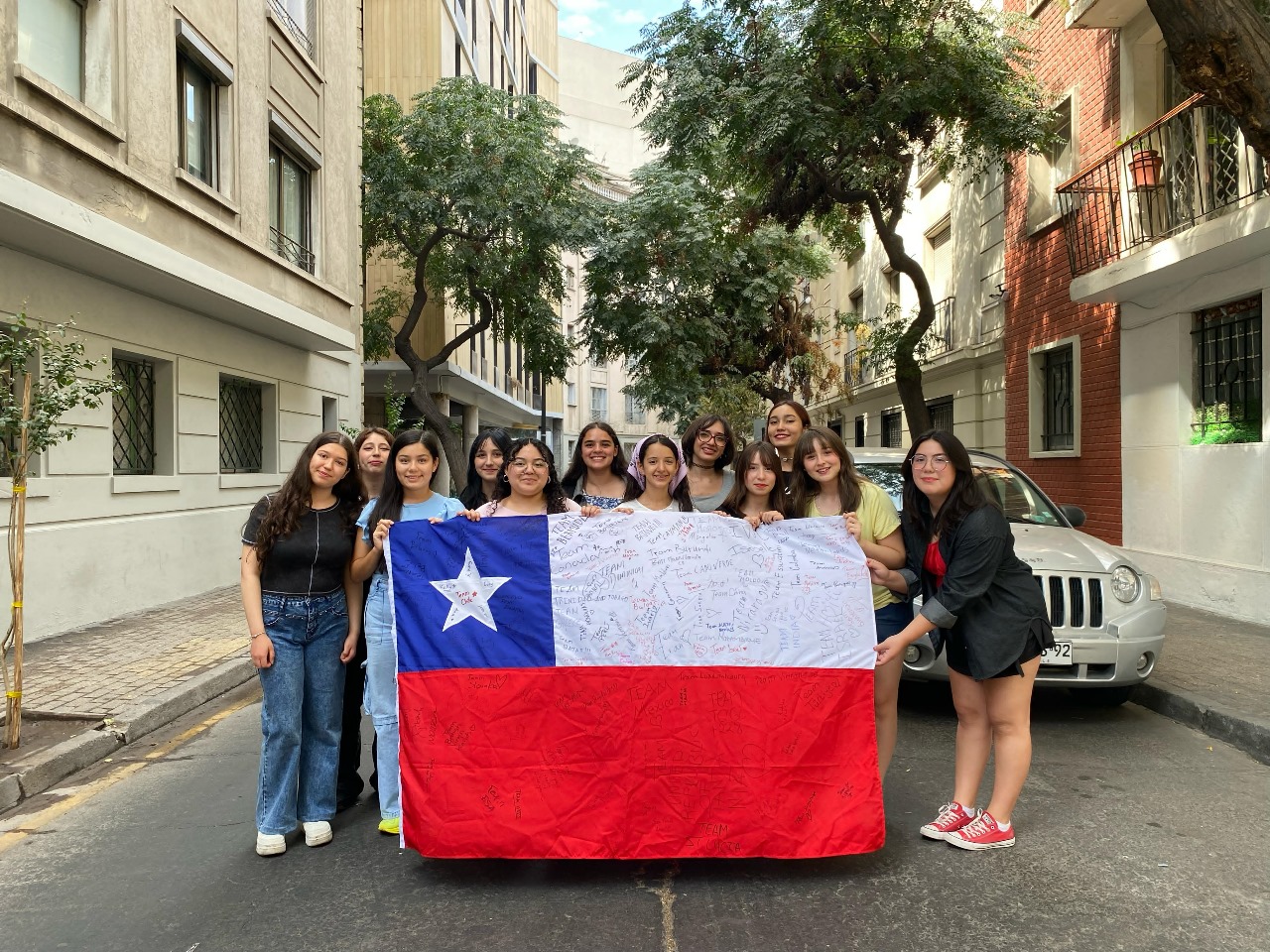 Trece estudiantes chilenas llevarán la robótica femenina hasta Panamá