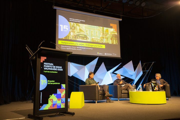 ¿Cómo vivimos la vejez en Chile? Expertos llaman a resignificar esta etapa en diálogo en Puerto de Ideas