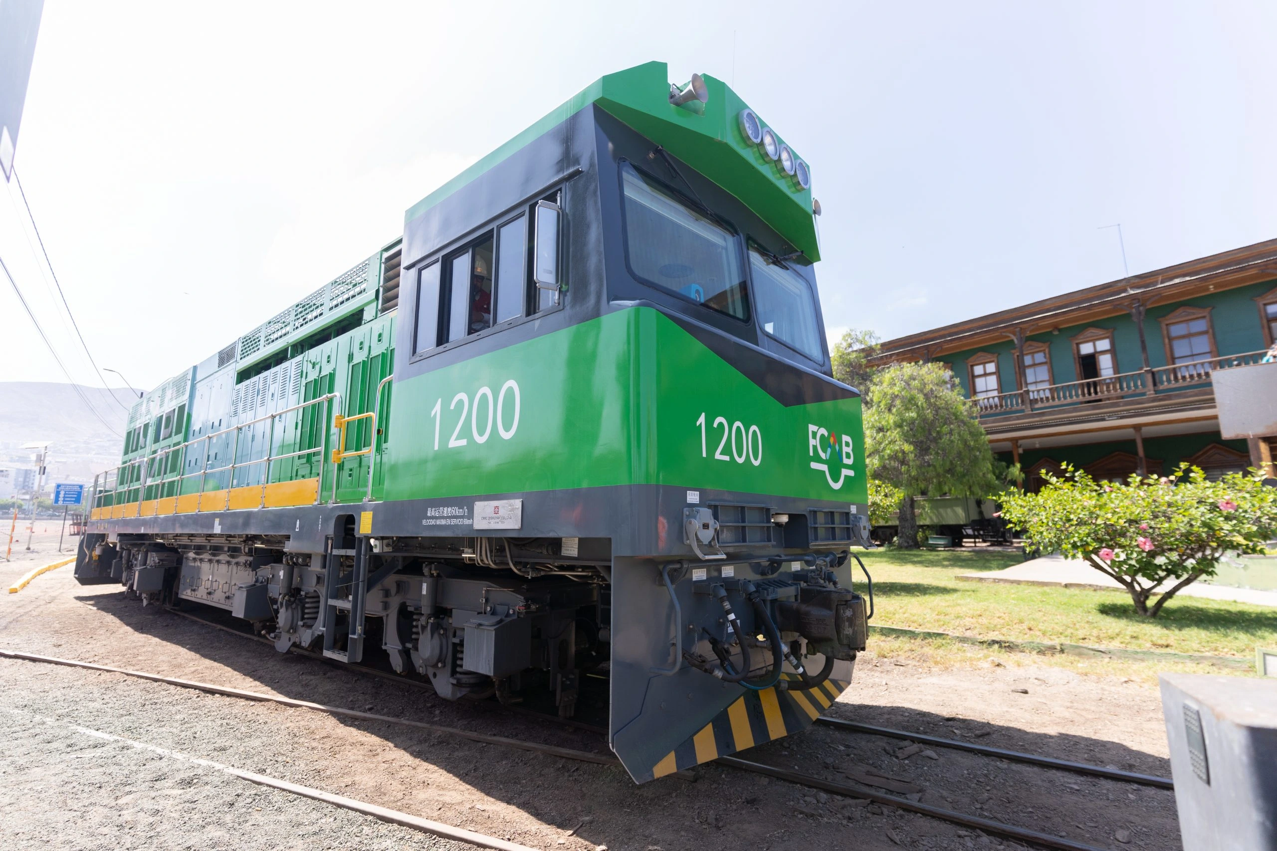 Chile estrena la primera locomotora de carga impulsada por hidrógeno verde en Antofagasta