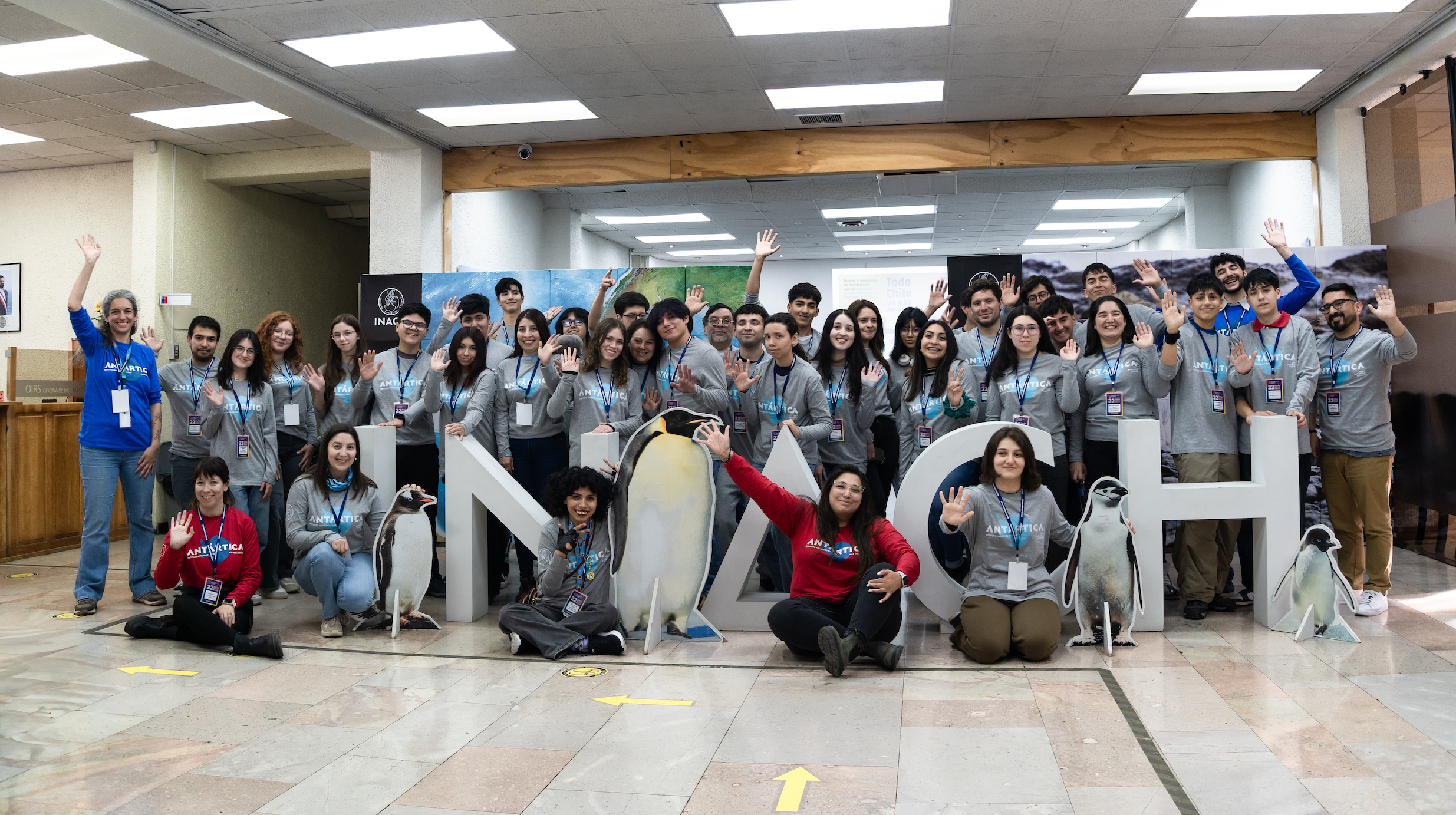 Estudiantes exponen sus proyectos científicos en Feria Antártica Escolar de Punta Arenas