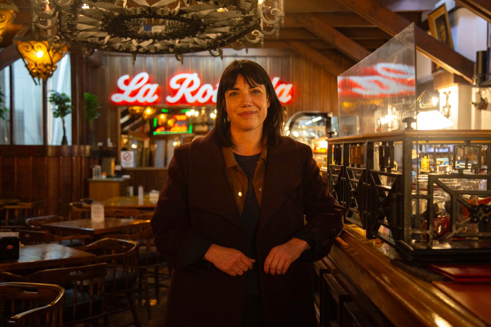 «Amar es una trampa, porque uno elige y se quiere quedar»: La propuesta de Diana Aurenque, filósofa chilena