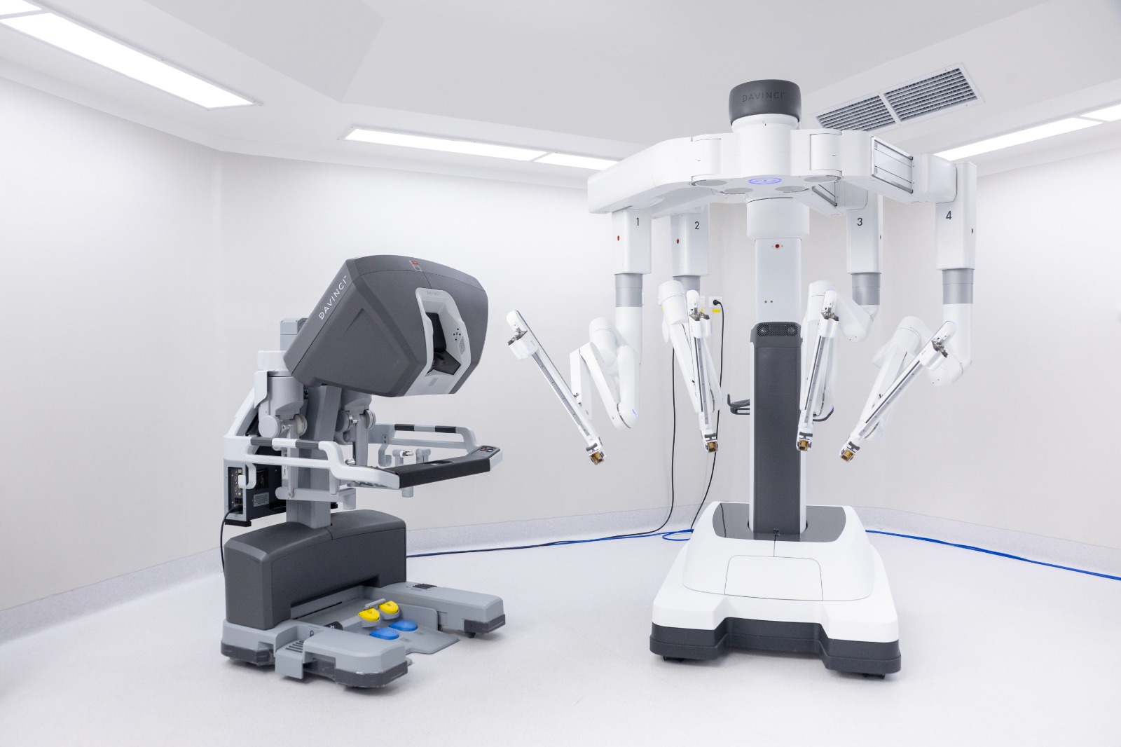 Red Dávila inaugura programa de cirugía robótica con tecnología Da Vinci Xi de última generación