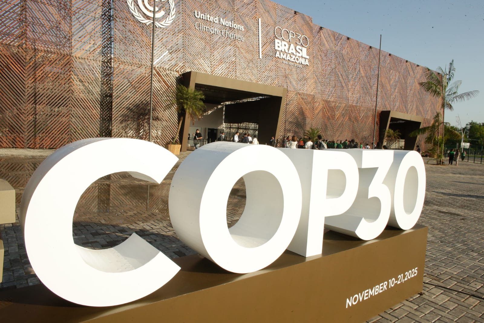 Más allá del texto oficial: COP30 cerró con críticas por falta de ambición climática pero impulsando hoja de ruta de «transición justa»