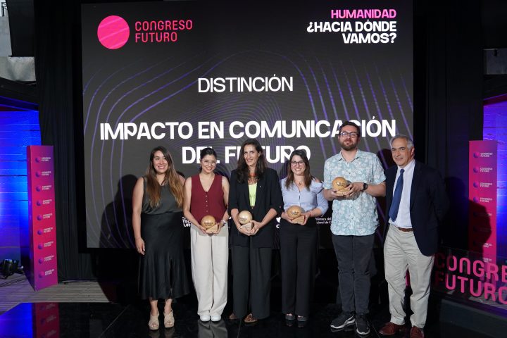Congreso Futuro 2026 reconoce la labor de divulgación científica de Cooperativa Ciencia