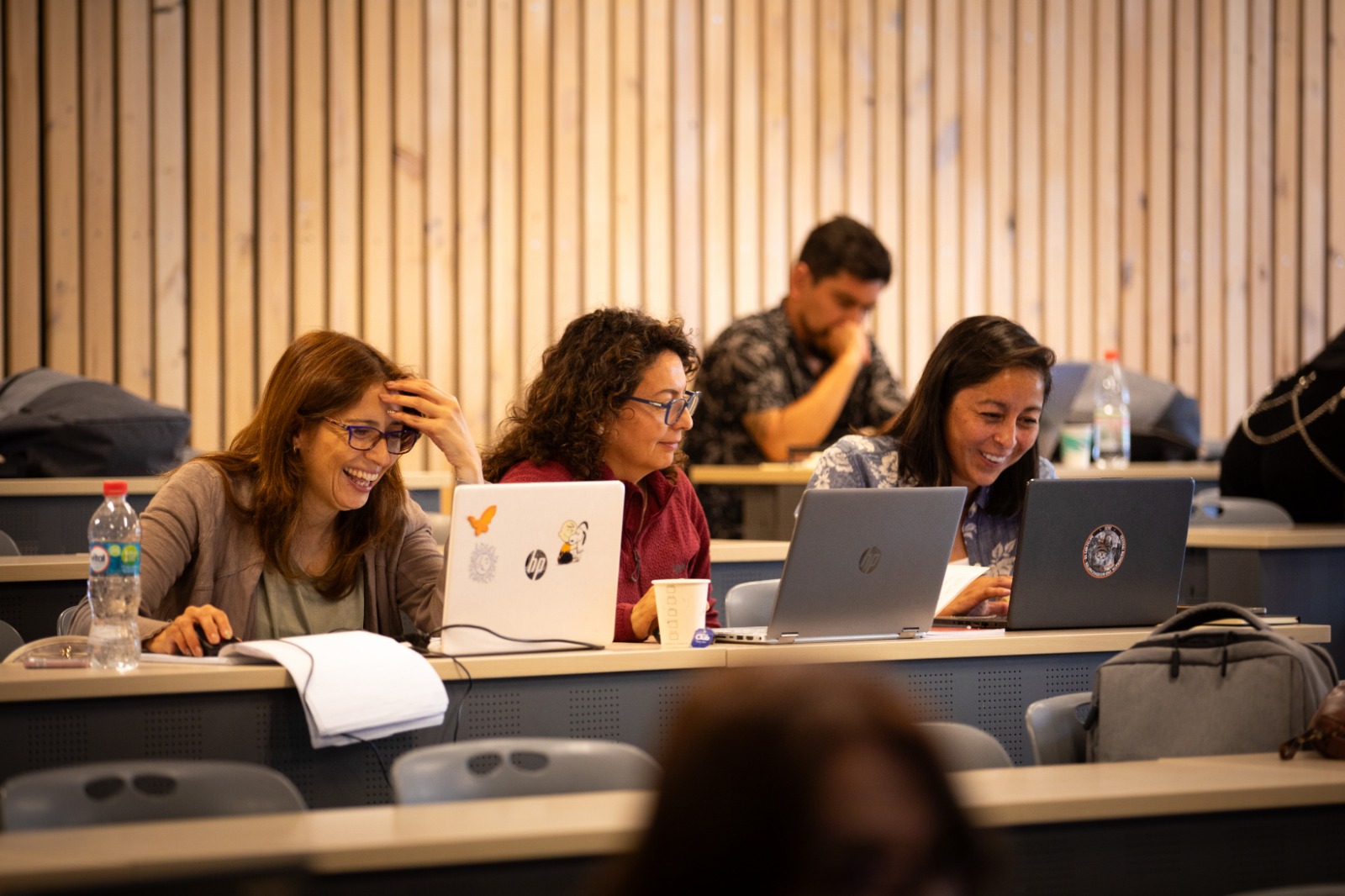 UC ofrecerá talleres gratuitos de ciencia y tecnología para profesores este verano