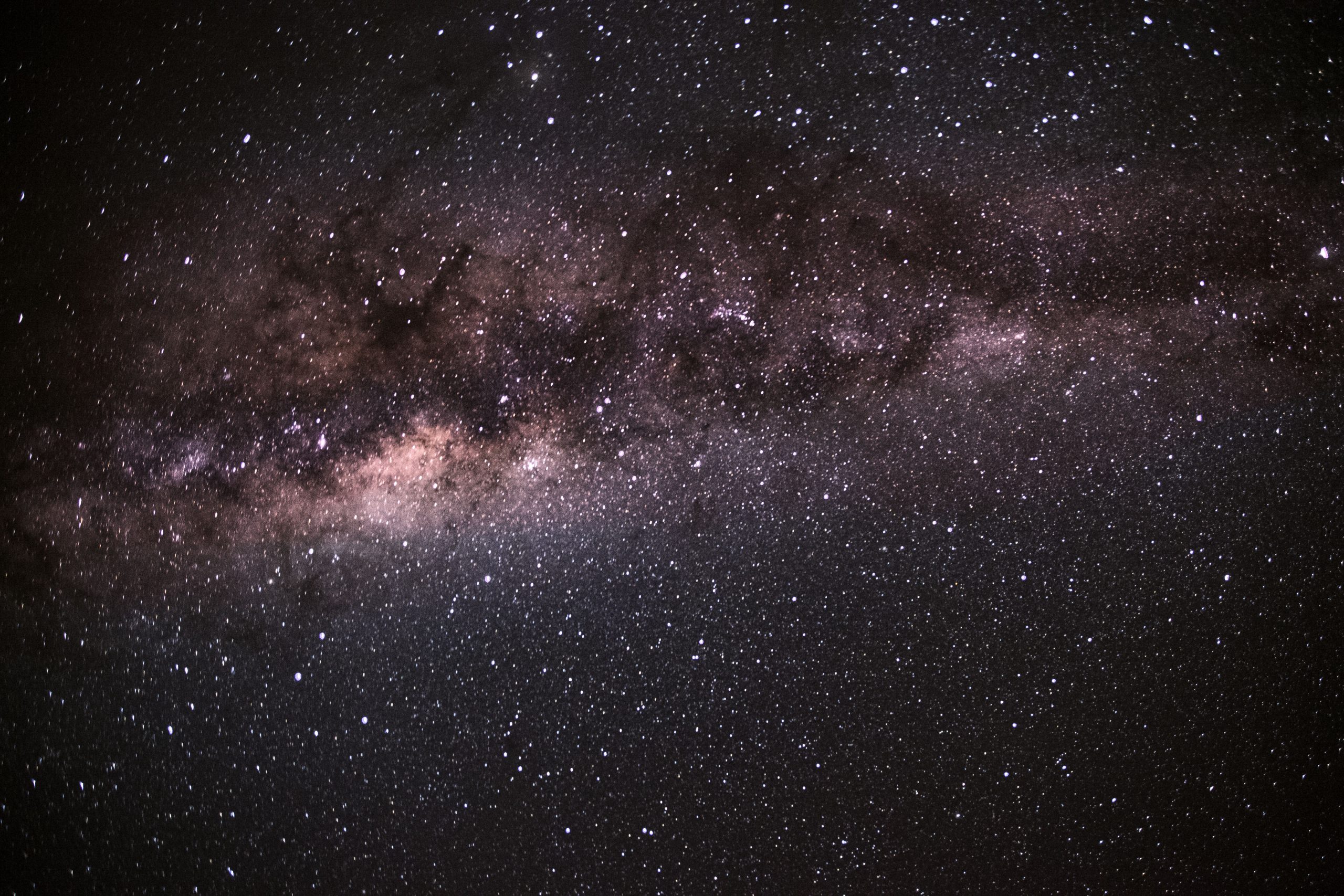 Astrónomo chileno lidera estudio que revela los secretos del origen del universo