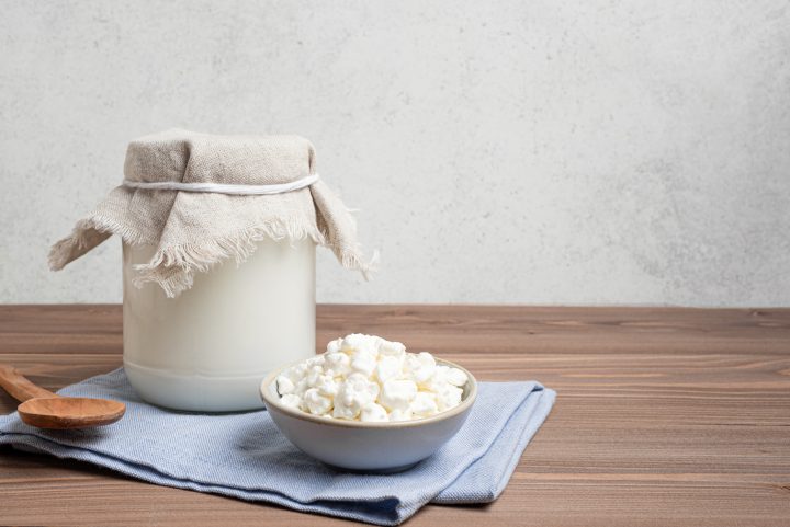 Kéfir o “yogurt de pajaritos”, el alimento funcional que mejora la microbiota intestinal