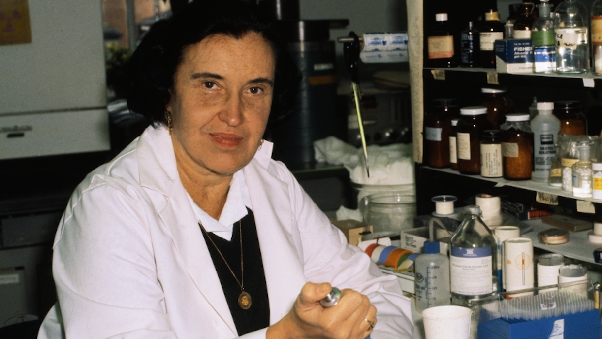 Rosalyn Yalow: La primera mujer estadounidense en recibir el Premio Nobel de Ciencia
