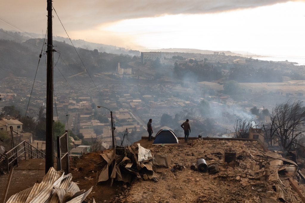 Académicos advierten que el ciclo de incendios forestales se repetirá sin una nueva política territorial