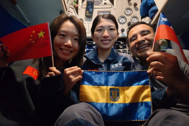 A más de 8 mil metros de profundidad: Académico desciende por segunda vez la Fosa de Atacama