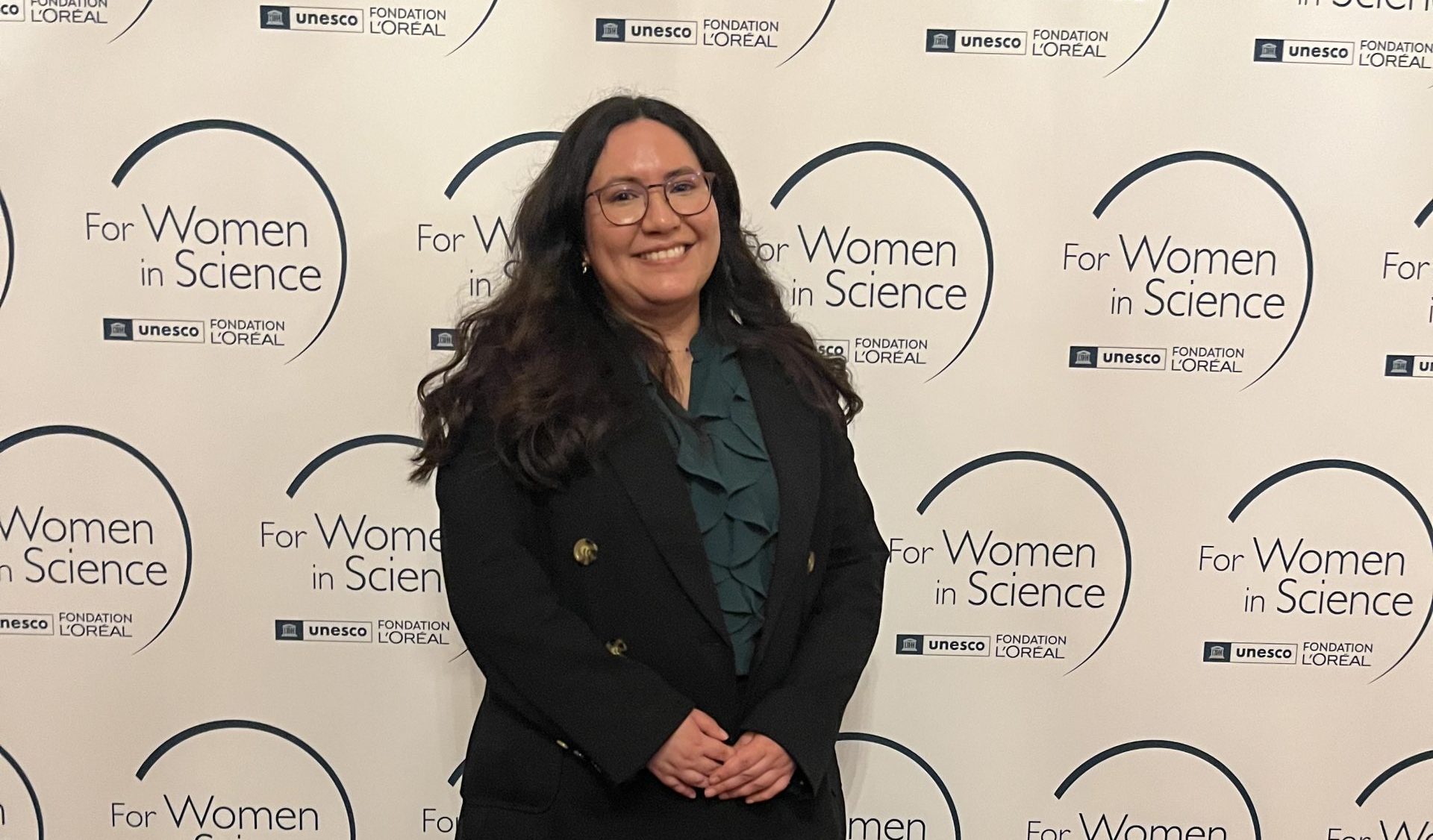 Astrónoma chilena Pía Cortés gana premio L’Oreal-UNESCO en Reino Unido por su estudio de exoplanetas