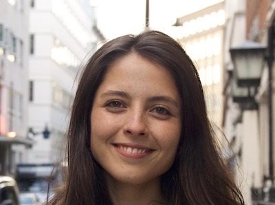 Francisca Castillo: La odontóloga que busca nuevas curas para enfermedades intestinales