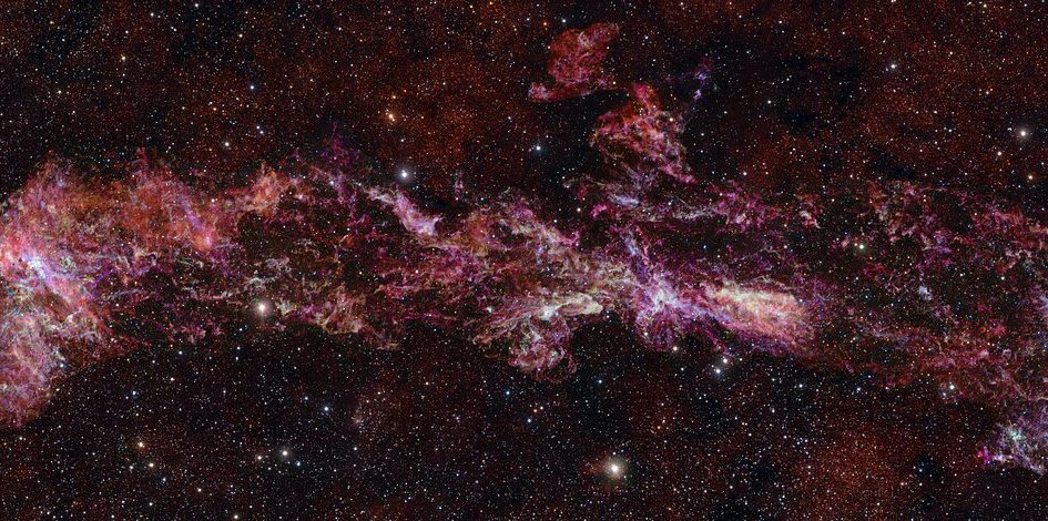 Desde el desierto de Atacama logran la imagen más grande y detallada del corazón de la Vía Láctea