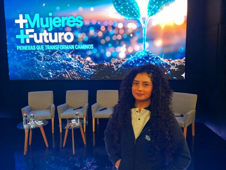 Valentina Mena: La estudiante de Maipú que lidera el futuro del hidrógeno verde