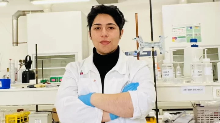 Científica chilena es reconocida entre los 100 jóvenes líderes del mundo