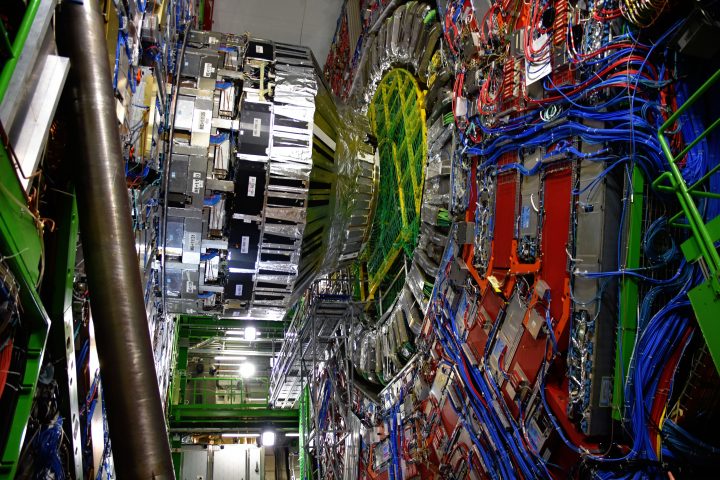 Chile se convierte oficialmente en Estado miembro asociado del CERN, el laboratorio de física más grande del mundo