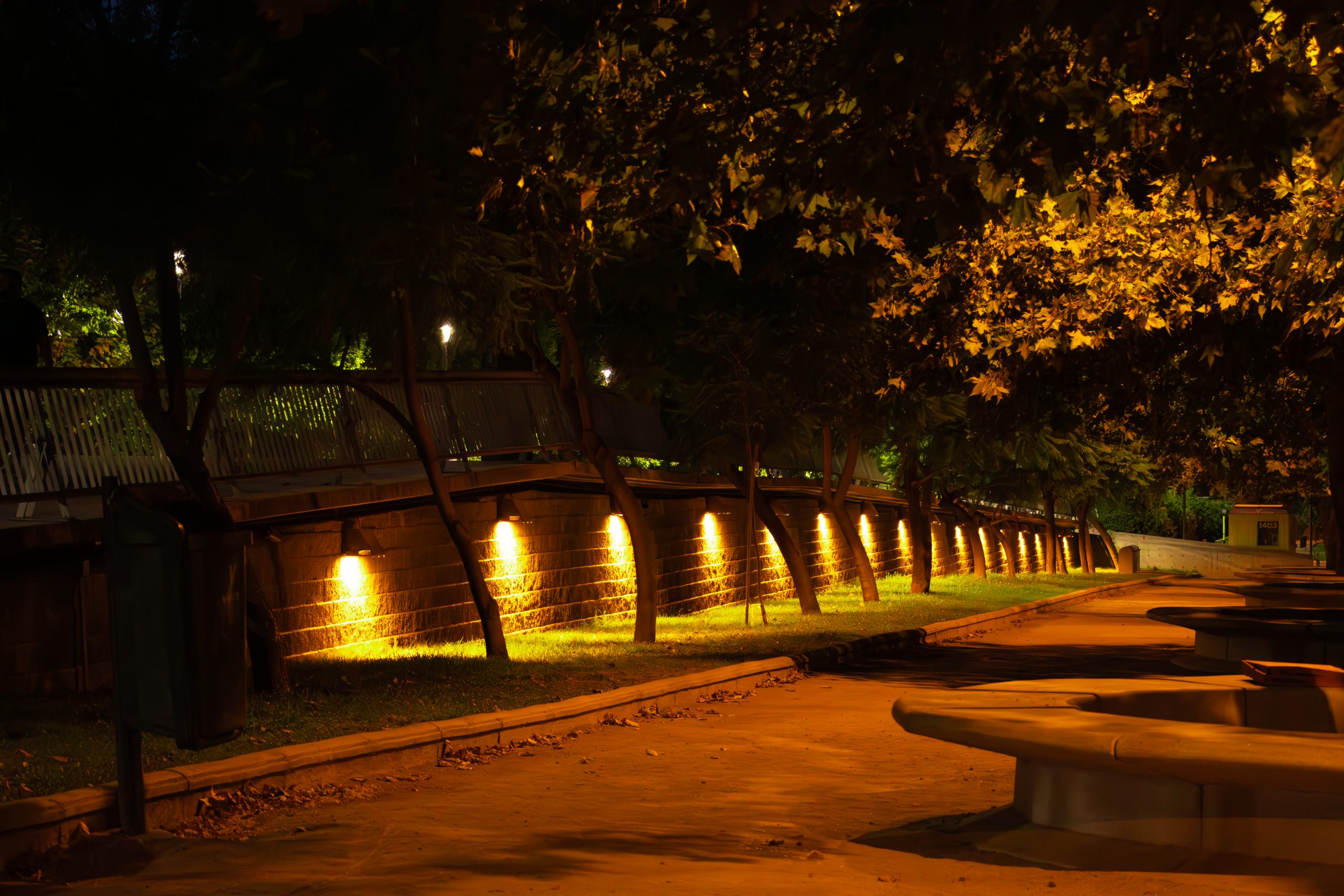 Parque Bicentenario se convierte en el primer espacio de Chile en cumplir con la nueva norma de emisión lumínica