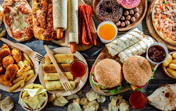 Estudio vincula consumo de alimentos ultraprocesados con mayor grasa en los músculos