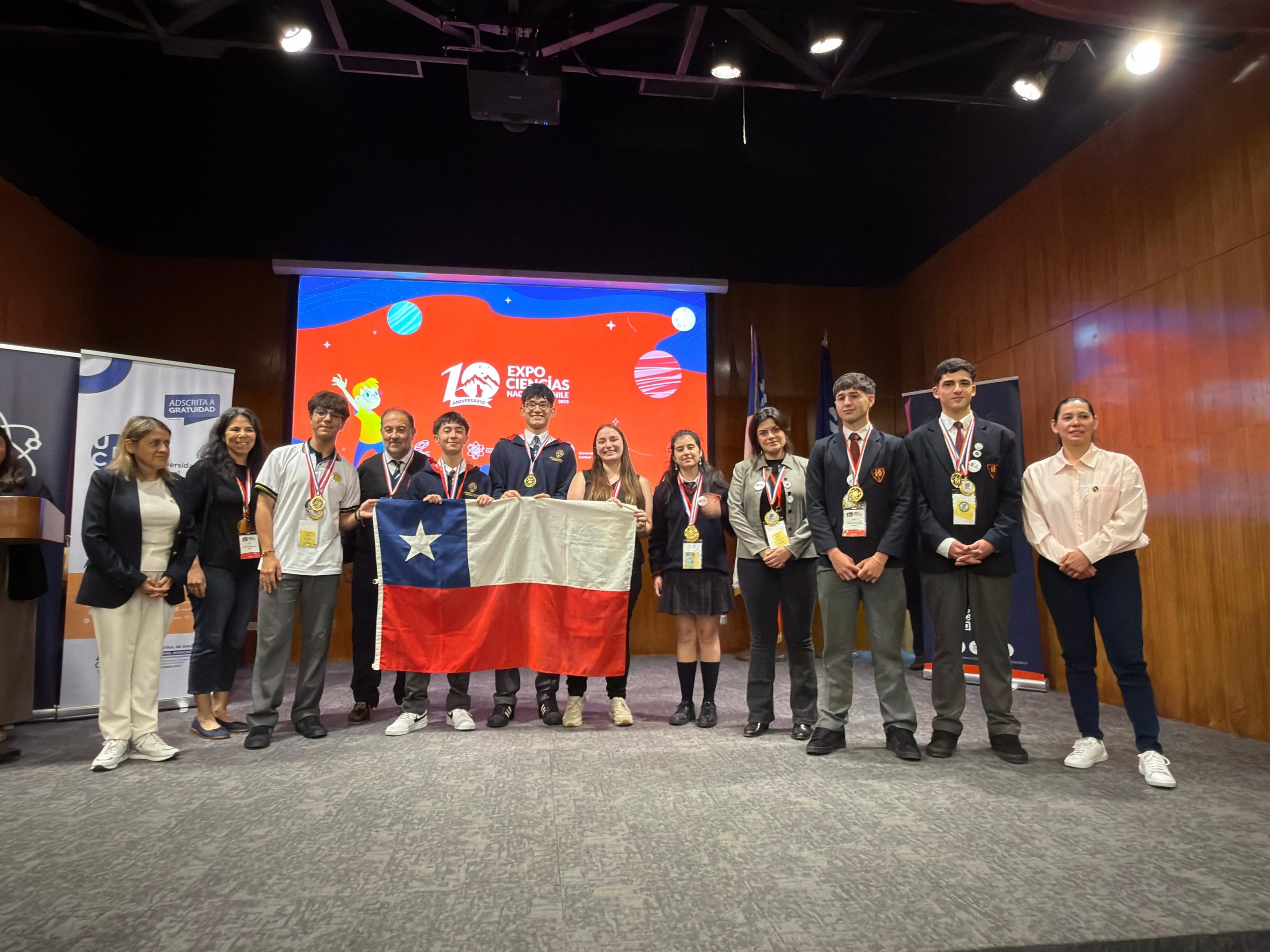 Nueve proyectos escolares representarán a Chile en feria científica escolar de Brasil